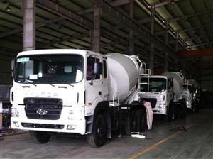 Xe trộn bê tông 8 khối(m3) hyundai HD270