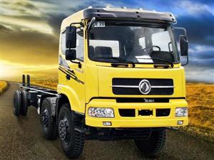 Xe tải thùng 2 dí 1 cầu Dongfeng Trường Giang