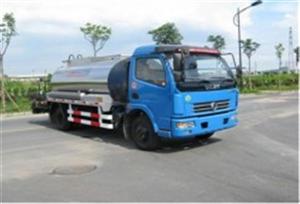 Xe phun tưới nhựa đường 6 khối Dongfeng