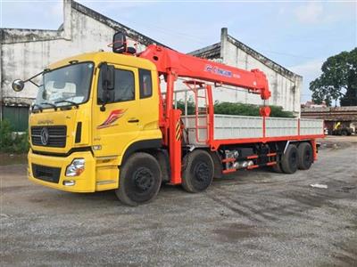 Xe tải 4 chân Hoàng Huy gắn cẩu 15 tấn Kanglim
