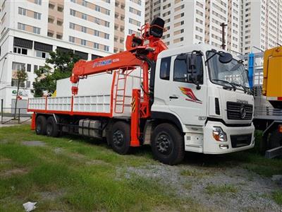 Xe tải 4 chân Hoàng Huy gắn cẩu 10 tấn KANGLIM
