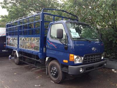 Xe tải thùng Hyundai HD700 mui phủ bạt