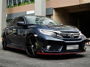 Honda Civic nâng cấp phong cách Type R tại Việt Nam