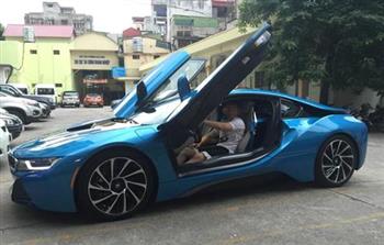 BMW i8 màu độc - siêu xe 
