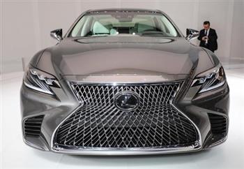 Lexus LS 2018 thay đổi phong cách - xấu hay đẹp?