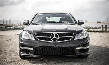 Mercedes C200 độ dàn áo C63 AMG của tay chơi Đà Nẵng