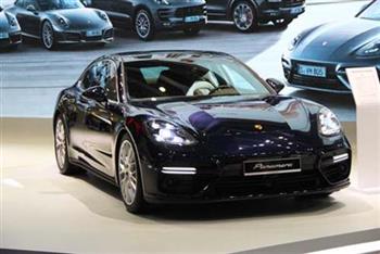 Porsche Panamera Turbo 2017 – xe sang giá 10,6 tỷ tại Việt Nam