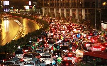 Tài xế taxi kêu thất thu vì ngập lụt ở Sài Gòn