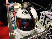 Gạt nước mưa cho mũ bảo hiểm xe máy