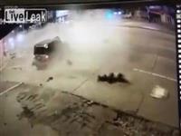 Hành khách văng ra từ ôtô tai nạn