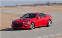 Hyundai Genesis Coupe 2015 có giá từ 26.800 USD