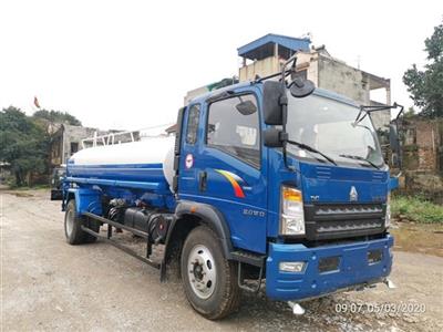 Xe téc nước 8 khối Howo
