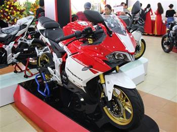 GPX Demon 150GR giá 63 triệu đồng.