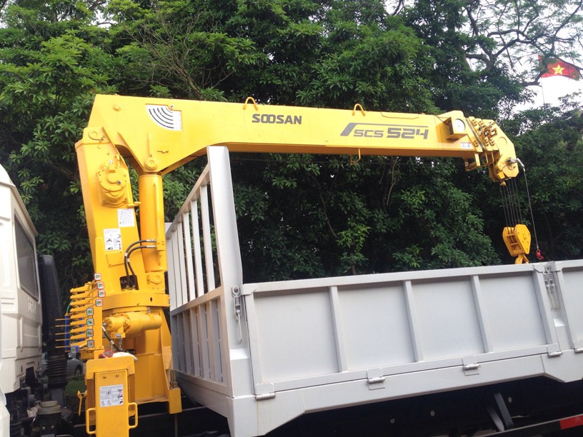 Xe tải 9 tấn Hoàng Huy gắn cẩu 6 tấn Soosan - 3