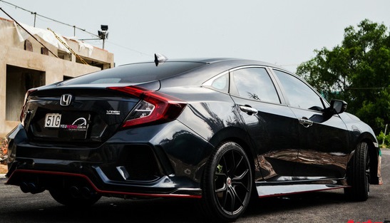 honda-civic-nang-cap-phong-cach-type-r-tai-viet-nam-2
