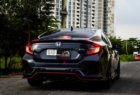 honda-civic-nang-cap-phong-cach-type-r-tai-viet-nam-3