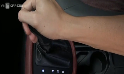 ky-nang-tu-thay-lop-oto-khong-the-bo-qua-cho-tai-xe-viet-1