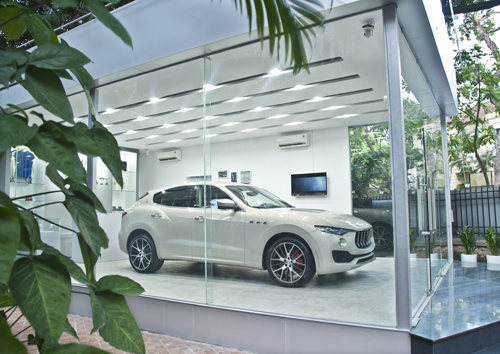 mau-suv-levante-co-mat-o-ngoi-nha-maserati-ha-noi-1