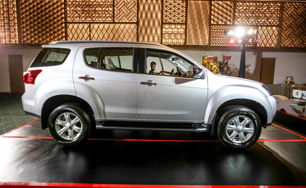 Isuzu mu-X bán chạy nhất trong tháng 4/2019  3