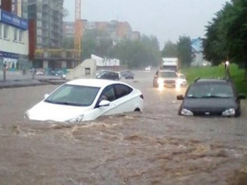 luu-y-khi-di-xe-vung-ngap-nuoc