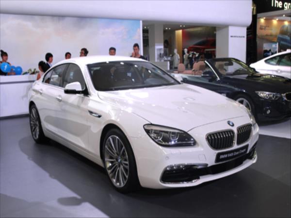 truong-hai-phan-phoi-xe-sang-bmw-2