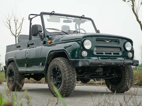 Xe 'U-oát' mui trần giá từ 465 triệu đồng về Việt Nam 1